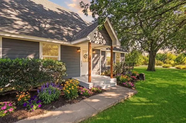 34 Cambridge Drive, Pottsboro, TX 75076