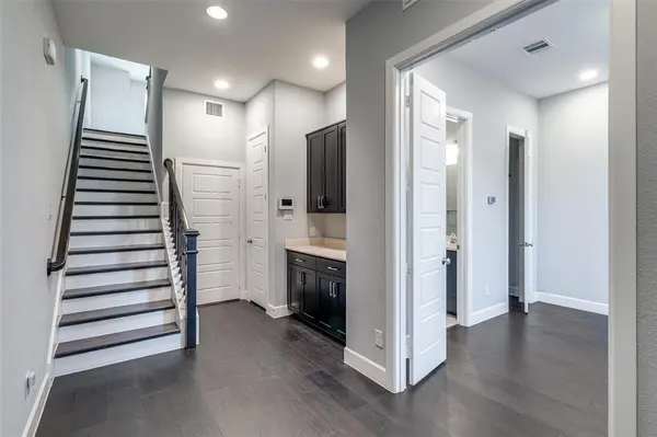 1348 Arch Place, Dallas, TX 75215