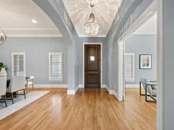 2304 Cardinal Boulevard, Carrollton, TX 75010