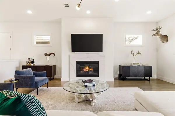 4827 Newmore Avenue, Dallas, TX 75209