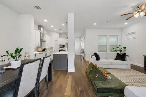 648 Aspen Valley Lane, Dallas, TX 75208