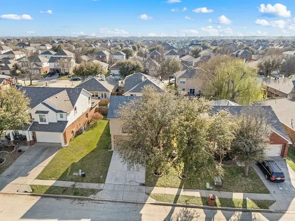 12033 Ringtail Drive, Fort Worth, TX 76244