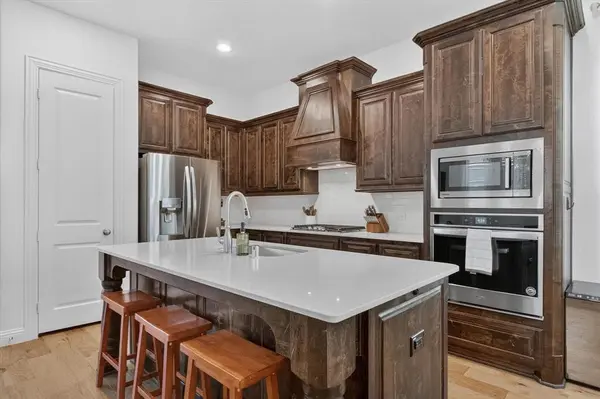 5125 Wakefield Drive, Irving, TX 75038