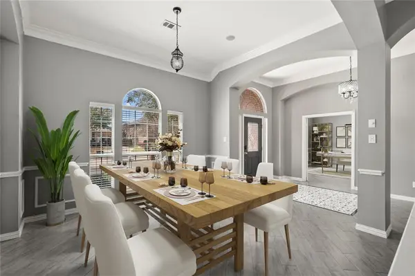 608 Walnut Hollow Drive, Mansfield, TX 76063