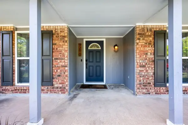 9210 Linda Vista Drive, Rowlett, TX 75088