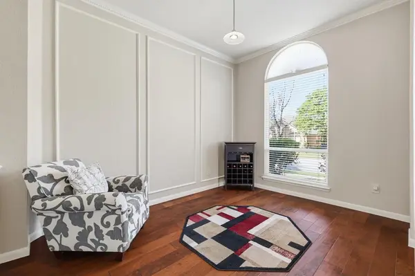 2865 Crestview Drive, Lewisville, TX 75067