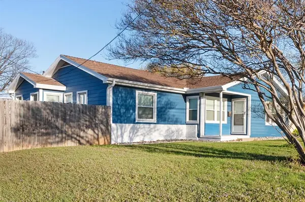 3290 Olive Place, Fort Worth, TX 76116