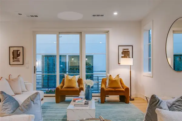 7207 Gaston Avenue #1006, Dallas, TX 75206