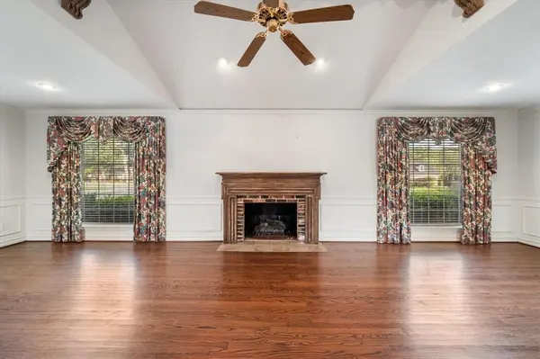 1445 Oaklawn Drive, Corsicana, TX 75110