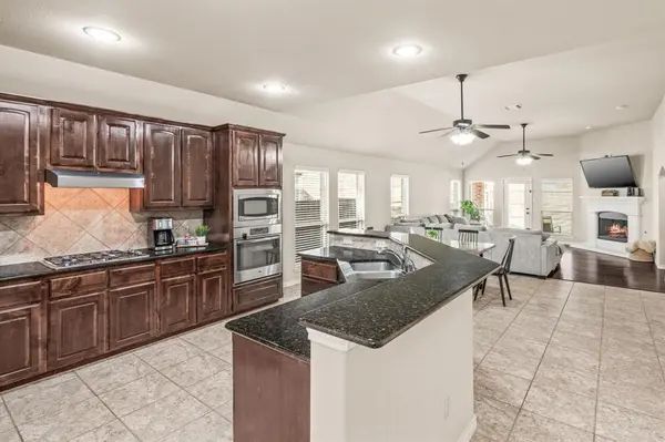 10112 Old Eagle River Lane, Mckinney, TX 75072