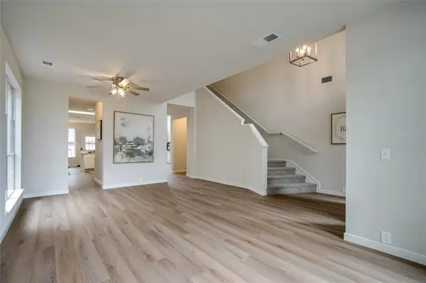 4008 Double Oak Drive, Bedford, TX 76021