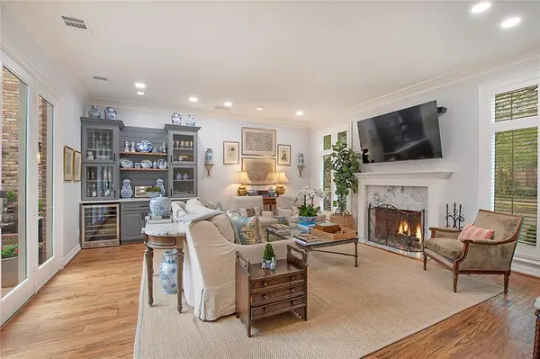 7615 Marquette Street, Dallas, TX 75225