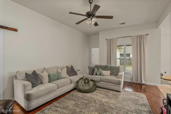 1111 Eli Connor Drive, Bossier City, LA 71112