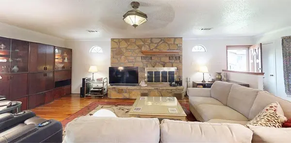 4311 N Port Ridglea Court, Granbury, TX 76049