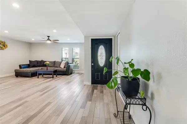 1742 Delaford Drive, Carrollton, TX 75007