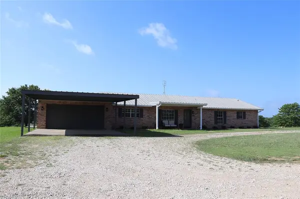 957 Frog Hollar, Bowie, TX 76230