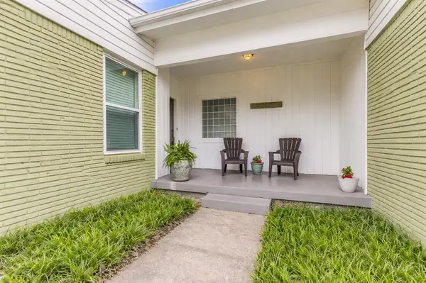 2309 Prichard Lane, Dallas, TX 75227