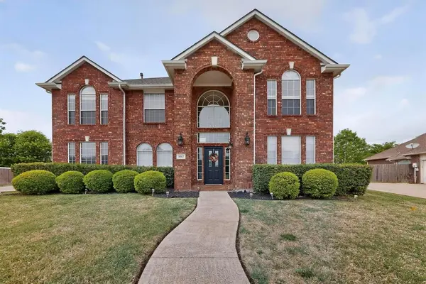 1012 Muscadine Vine Street, Crowley, TX 76036