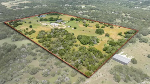 2560 Shady Oaks Circle, Glen Rose, TX 76043