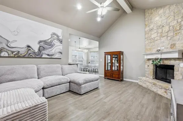 3312 Arrow Creek Drive, Granbury, TX 76049