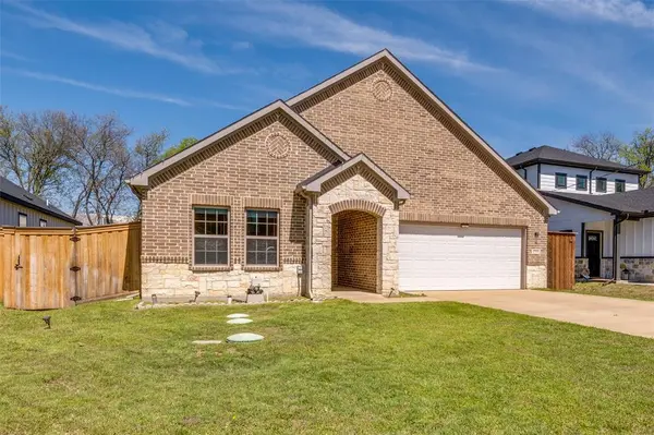 2723 Pike Drive, Lancaster, TX 75134