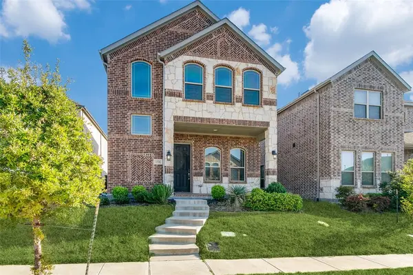 154 Mccartt Drive, Lewisville, TX 75067