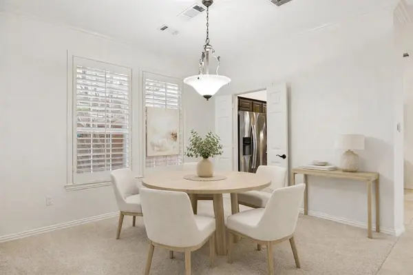 316 Riverwalk Lane, Irving, TX 75063