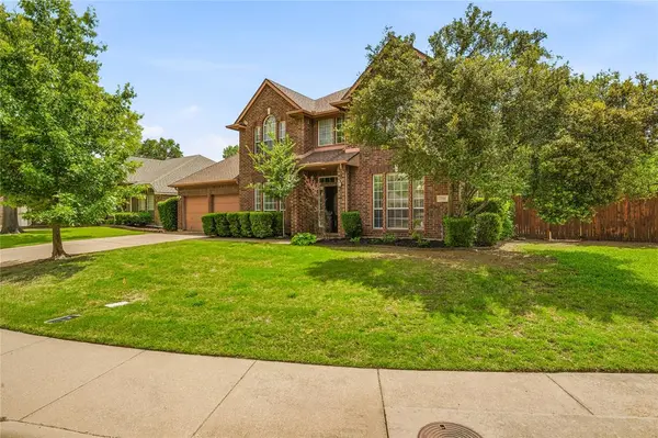 3508 Stone Creek Lane N, Fort Worth, TX 76137