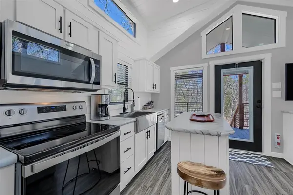 38 Rice Lane, Pottsboro, TX 75076