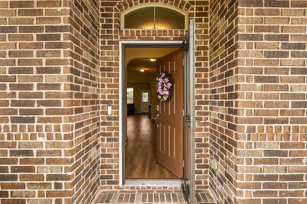 1720 Cross Creek Lane, Cleburne, TX 76033