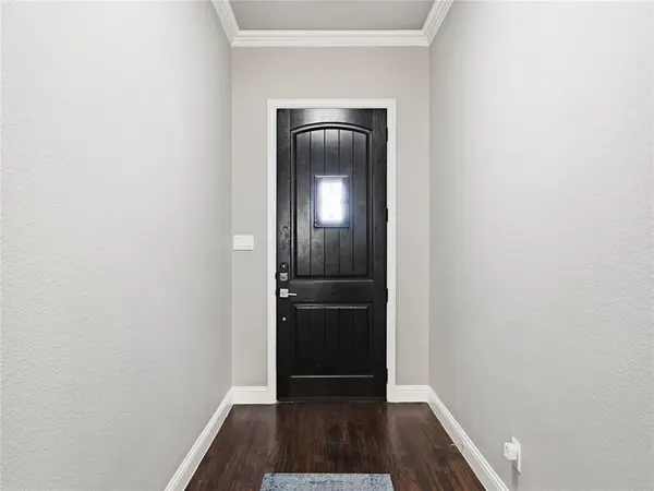 6904 Town Bridge Road, Mckinney, TX 75071