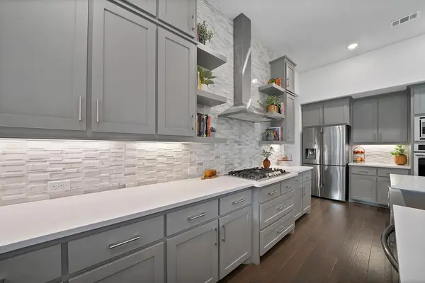 2012 Roundtree Circle E, Fort Worth, TX 76008