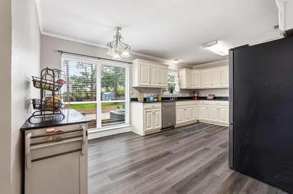 416 4th Street, Whitesboro, TX 76273