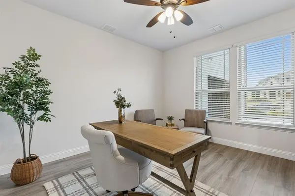 11101 Norcross Drive, Cross Roads, TX 76227