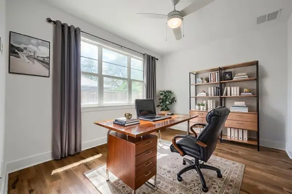 13325 Bee Street #406, Farmers Branch, TX 75234