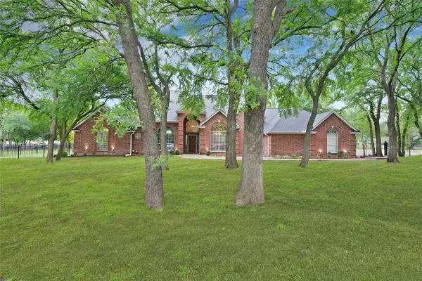 1507 Greenleaf Court, Aledo, TX 76008