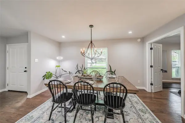 2872 winterhaven, Hurst, TX 76054