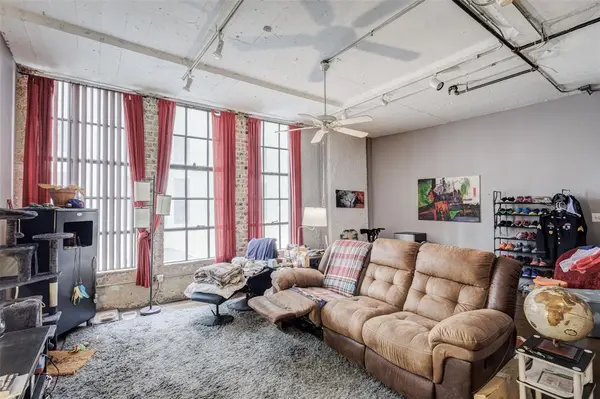 1122 Jackson Street #214, Dallas, TX 75202