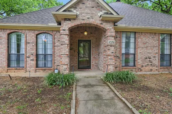 1026 Wood Hollow Lane, Burleson, TX 76028
