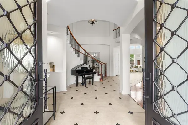 723 Nighthawk Drive, Murphy, TX 75094