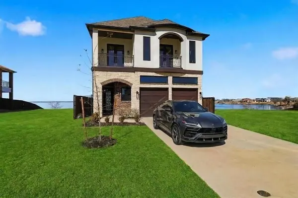 18023 Lake Ray Hubbard Drive, Forney, TX 75126