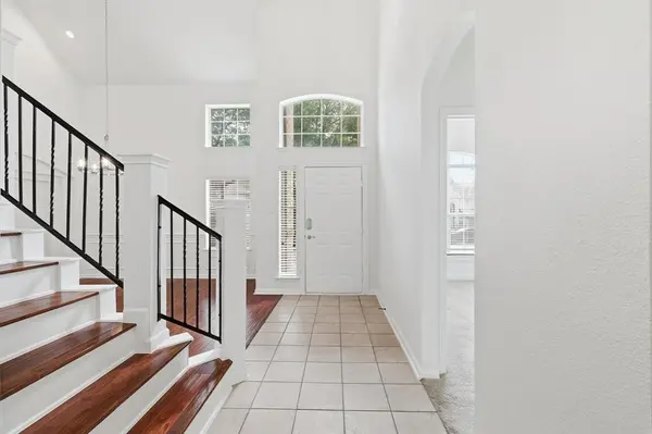 3820 Blueridge Drive, The Colony, TX 75056