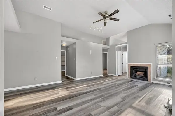 6217 Fairlane Drive, Arlington, TX 76001