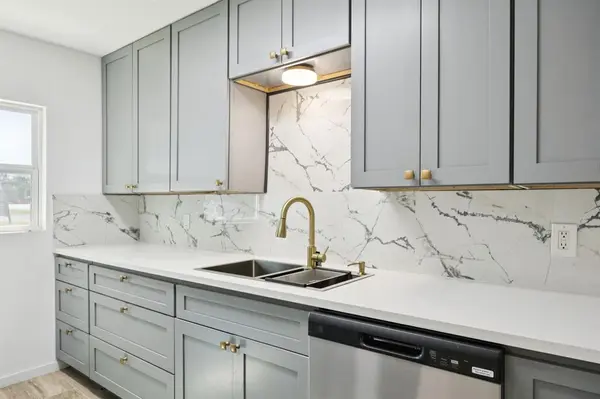 303 N Delphine Street, Terrell, TX 75160