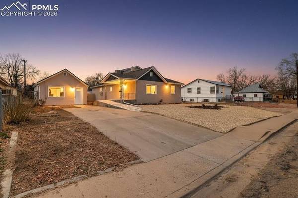 1725 Brown AVE, Pueblo, CO 81004