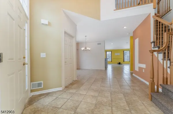 12 Republic Row, Franklin Twp., NJ 08873