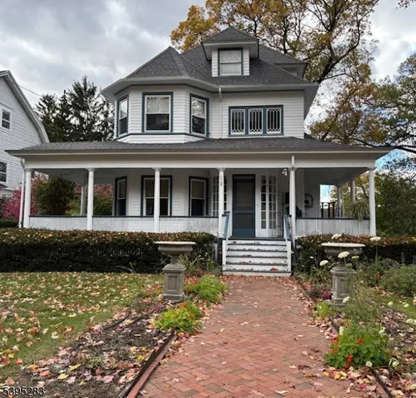 252 Highwood Ave, Ridgewood Village, NJ 07450