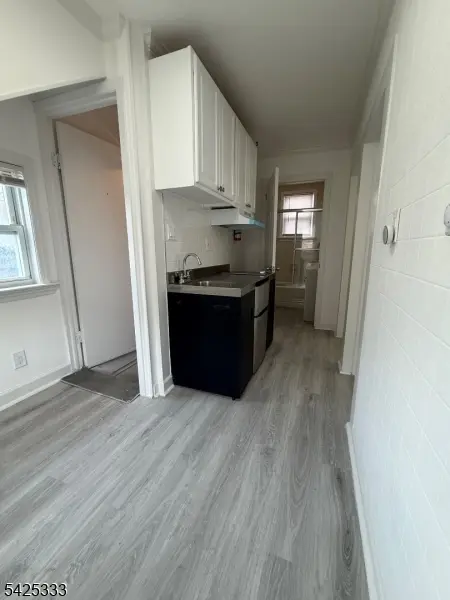 124 Stone St #3, Newark City, NJ 07104