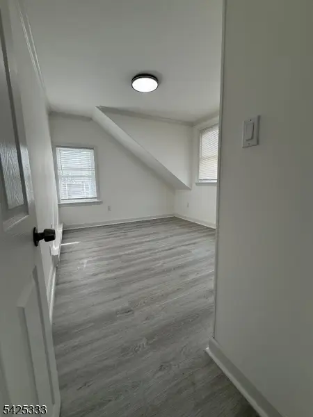 124 Stone St #3, Newark City, NJ 07104