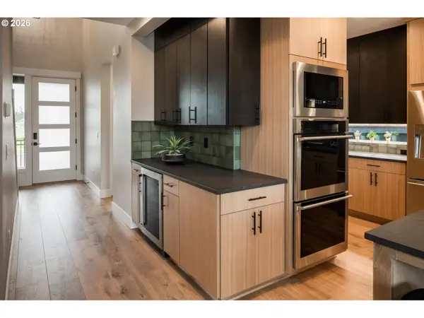 1910 NE 195th CT, Vancouver, WA 98684